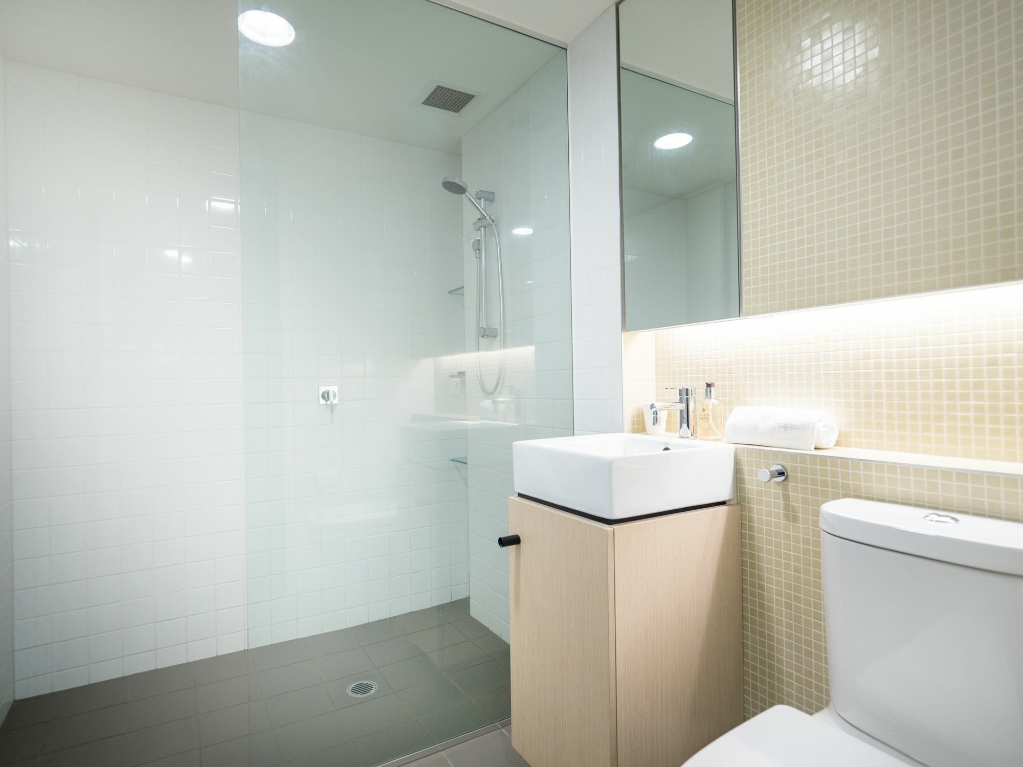 Littlestay Sturt - 2 Bedroom Aptm Melbourne Eksteriør billede